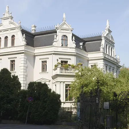 Ferienwohnung Villa Am Stadtpark Gorlitz Room photo